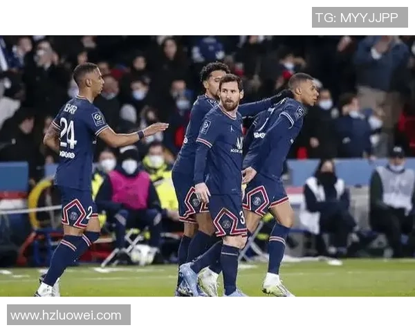 欧联杯惊天冷门巴黎圣日耳曼与曼城战成平局引发全场震动