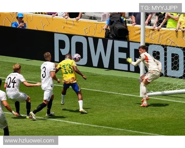 世界杯激战：多特蒙德与国米2-2平局红牌争议引发全场热议与十大精彩进球回顾