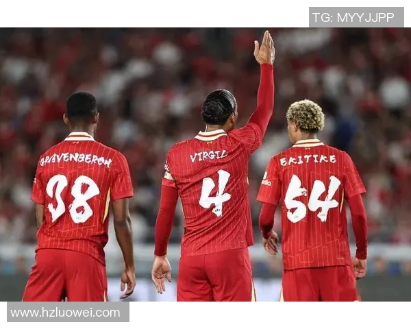 意甲赛场惊现冷门利物浦三球击败皇马引发全场狂欢