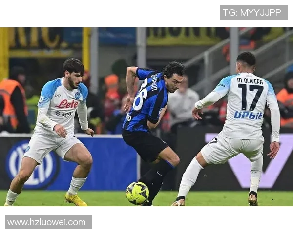 德甲激情四溢那不勒斯狂胜曼城帽子戏法点燃全场热情