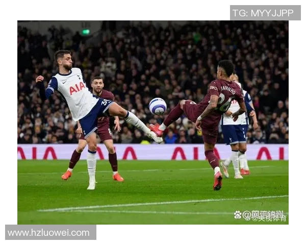 英超焦点战波尔图大胜热刺补时进球引发全场狂欢